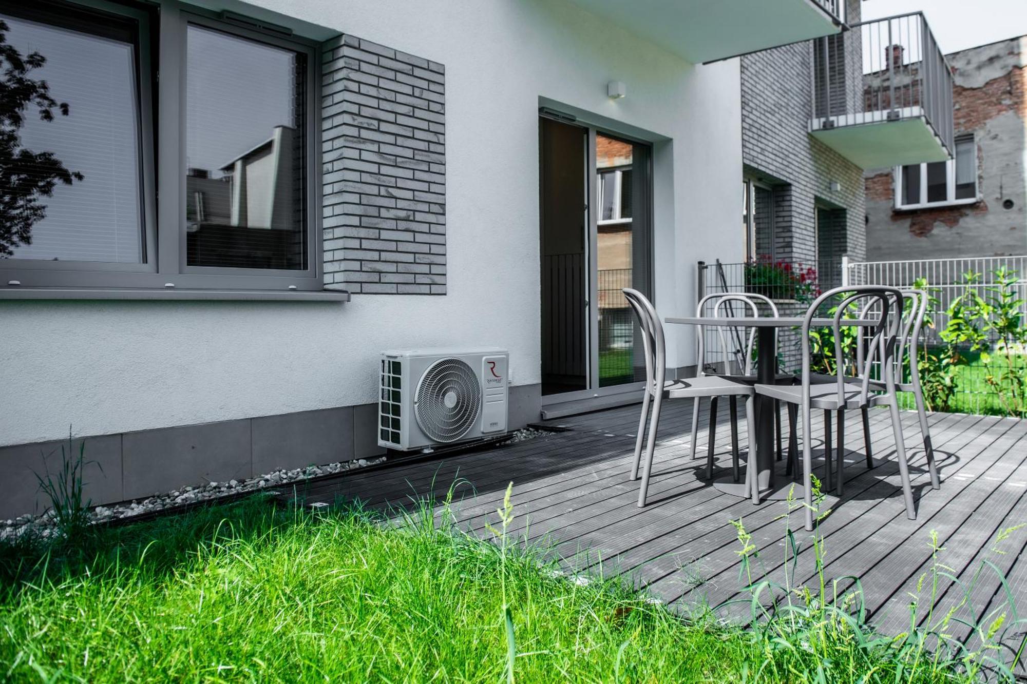Apartament Mikolowska Z Tarasem Gliwice Buitenkant foto